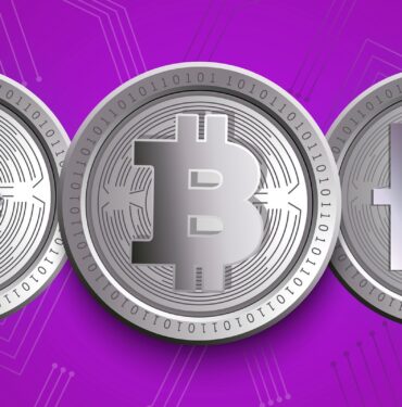 Bitcoin ve Ethereum, 80 Milyar Doar Ekleyerek Altcoin'lerin Yükselişine Öncülük Ettiler. 10 Bitcoin (BTC) Yükseliyor