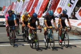 100 Yıl Cumhuriyet Bisiklet Turunun üçüncü etabı tamamlandı