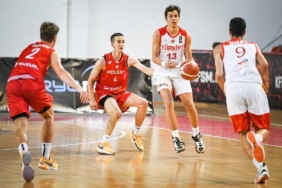 16 Yaş Altı Erkek Milli Basketbol Takımı Avrupa Şampiyonasını 10uncu tamamladı