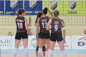 21 Yaş Altı Kadın Voleybol Milli Takımı Arnavutluku 3-0 mağlup etti