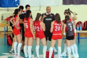 21 Yaş Altı Kadın Voleybol Milli Takımı Karadağı 3-1 mağlup etti