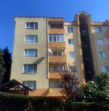 4üncü katın balkonundan düşen çocuk ağır yaralandı