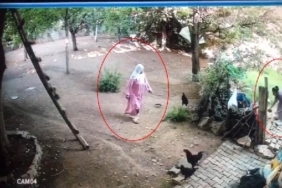 74 yaşındaki kadın darbedildi o anlar kamerada