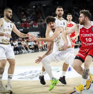 A Milli Erkek Basketbol Takımı Olimpiyat Ön Eleme Turnuvasında 2de 2 yaptı