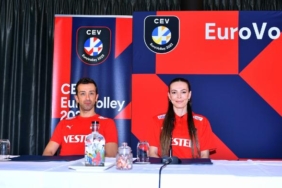 A Milli Kadın Voleybol Takımı Başantrenörü Santarelli Ülkeme karşı oynamak benim için farklı olacak