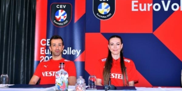 A Milli Kadın Voleybol Takımı Başantrenörü Santarelli Ülkeme karşı oynamak benim için farklı olacak