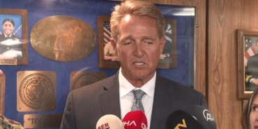 ABD savaş gemisi USS Mount Whıtney Sarayburnunda