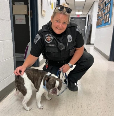 ABDde bir yolcu köpeğini havalimanında terk etti