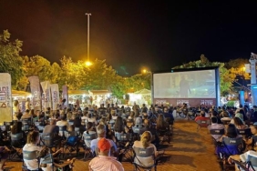 Açık hava sineması etkinlikleri Bozcaadada başladı
