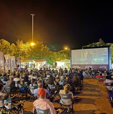 Açık hava sineması etkinlikleri Bozcaadada başladı
