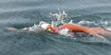 Açık su yüzücüsü Aysu Türkoğlu tarihe geçti 11 Açık su yüzücüsü Aysu Türkoğlu tarihe geçti