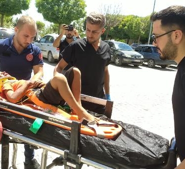 Adıyamanda iki ayrı traktör kazası 18 yaralı