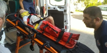 Adıyamanda kamyonet ile otomobil çarpıştı 4 ölü 3 yaralı