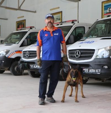 AFAD'ın gururu 'Abrek' 9 AFADın gururu Abrek