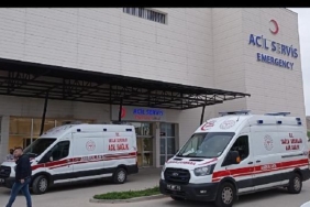 Akrebin soktuğu bebek, yoğun bakımda 32 Akrebin soktuğu bebek yoğun bakımda