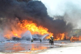 Aksaray'da geri dönüşüm tesisinde yangın/ Ek fotoğraflar 34 Aksarayda geri dönüşüm tesisinde yangın Ek fotoğraflar