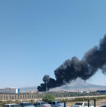 Aksarayda geri dönüşüm tesisinde yangın