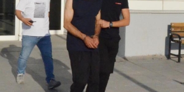 Alışveriş yaptığı marketten 16 bin lira çaldı; o anlar kamerada 37 Alışveriş yaptığı marketten 16 bin lira çaldı o anlar kamerada