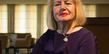 Altın Koza'da emek ödülleri Belkıs Özener ile Ahmet Soner'in 17 Altın Kozada emek ödülleri Belkıs Özener ile Ahmet Sonerin