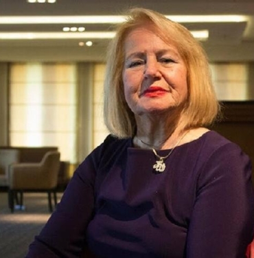 Altın Kozada emek ödülleri Belkıs Özener ile Ahmet Sonerin