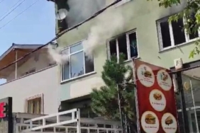 Amcasının evini ateşe verdi