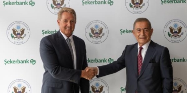 Amerikan hükümetinden Şekerbank’a deprem bölgesine özel 100 milyon dolar kredi 12 Amerikan hükümetinden Şekerbanka deprem bölgesine özel 100 milyon dolar kredi