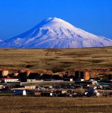 'Ani’nin fethiyle bugünkü modern Türkiye Cumhuriyeti’nin temeli atıldı' 10 Aninin fethiyle bugünkü modern Türkiye Cumhuriyetinin temeli atıldı