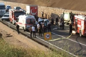 Ankarada çöp kamyonu ile otomobil çarpıştı 1 ölü