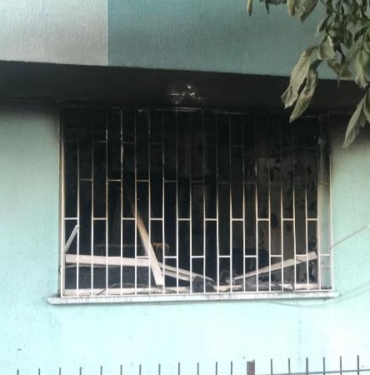 Ankarada dairede çıkan yangında 1i bebek 6 kişi dumandan etkilendi