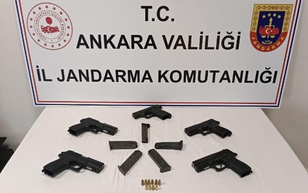 Ankarada silah operasyonu 5 adet tabanca ele geçirildi