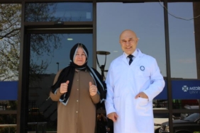 Annesi ve halasının kaderini yaşadı Parkinsonu beyin pili ameliyatıyla yendi