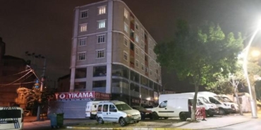 Apartmanın 6'ncı katından düşen Üveys yaşamını yitirdi 20 Apartmanın 6ncı katından düşen Üveys yaşamını yitirdi