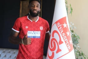 Appindangoye 1 yıl daha Sivassporda