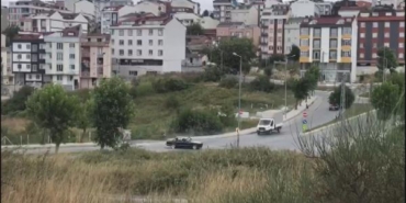 Arnavutköyde yolu kapatıp drift attı