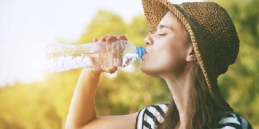 Aşırı sıcaklarda susuzluğu gidermeye yardımcı olan besinler 12 Aşırı sıcaklarda susuzluğu gidermeye yardımcı olan besinler