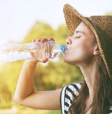 Aşırı sıcaklarda susuzluğu gidermeye yardımcı olan besinler 10 Aşırı sıcaklarda susuzluğu gidermeye yardımcı olan besinler
