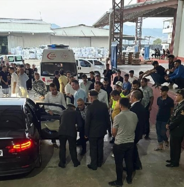 Asker oğlunun şehadet haberini Manisada çalıştığı iş yerinde öğrendi