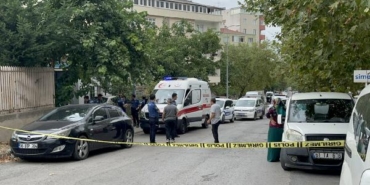 Ataşehir'de cam blokların altında kalan işyeri sahibi hayatını kaybetti 7 Ataşehirde cam blokların altında kalan işyeri sahibi hayatını kaybetti