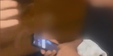 Ataşehirde otobüste gizlice kadının fotoğrafını çekti yolcular tarafından yakalandı