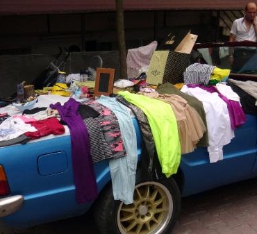 Avcılarda 1988 model otomobil pazar tezgahı oldu