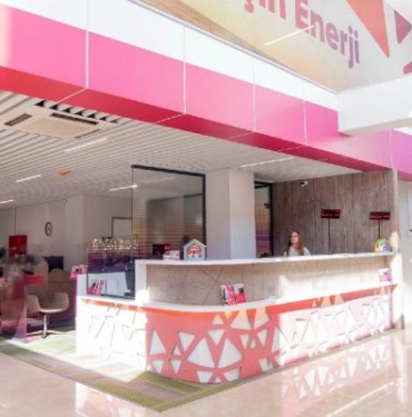 Aydem ve Gediz Perakende Çiğlideki müşteri ilişkileri merkezini yeniledi