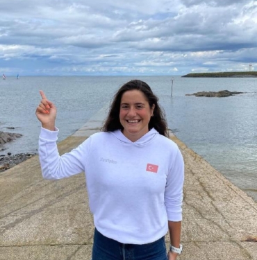 Aysu Türkoğlu Kuzey Kanalını yüzerek geçen ilk Türk kadın oldu