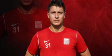 Ayvalıkgücü Edizle imzaladı