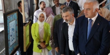 Bakan Ersoy: Kültür Yolu Festivallerini yaygınlaştıracağız (2) 32 Bakan Ersoy Kültür Yolu Festivallerini yaygınlaştıracağız 2