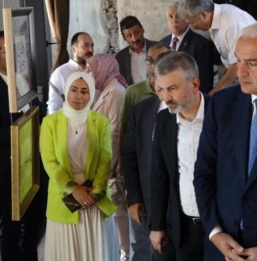 Bakan Ersoy: Kültür Yolu Festivallerini yaygınlaştıracağız (2) 4 Bakan Ersoy Kültür Yolu Festivallerini yaygınlaştıracağız 2