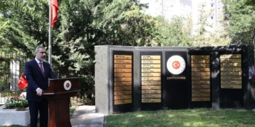 Bakan Fidandan Anıtkabir ve şehitlik ziyareti