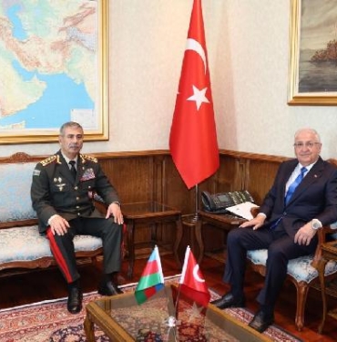 Bakan Güler Azerbaycanlı mevkidaşı Hasanov ile görüştü