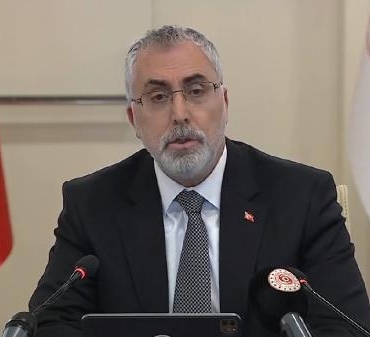 Bakan Işıkhan, 2024-2025 memur maaşı zam oranı teklifini açıkladı 4 Bakan Işıkhan 2024-2025 memur maaşı zam oranı teklifini açıkladı