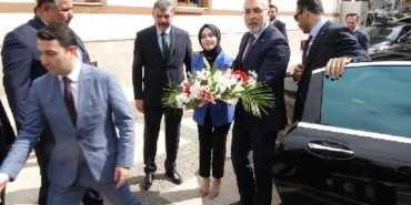 Bakan Işıkhan Emeğin alın terinin hakkını gözettik