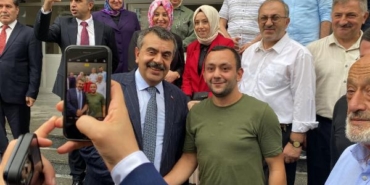 Bakan Tekin: Sağlıklı bir şekilde süreci başlatacağız (2) 3 Bakan Tekin Sağlıklı bir şekilde süreci başlatacağız 2